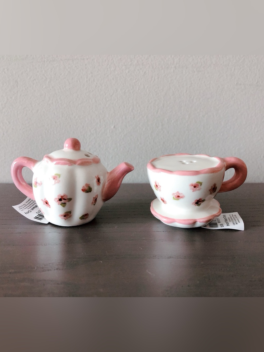 Pink Floral Ceramic mini Salt and Pepper Shaker Set - Home Kitchen